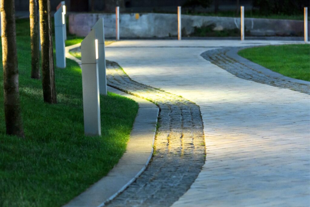 Incorporating Hardscaping Elements